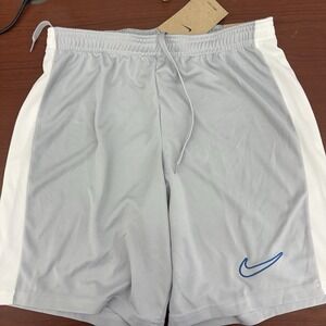 Nike Dri‎ Slim Fit Mens Size Small Athletic Training Shorts Gray DV9742-010 NWTs